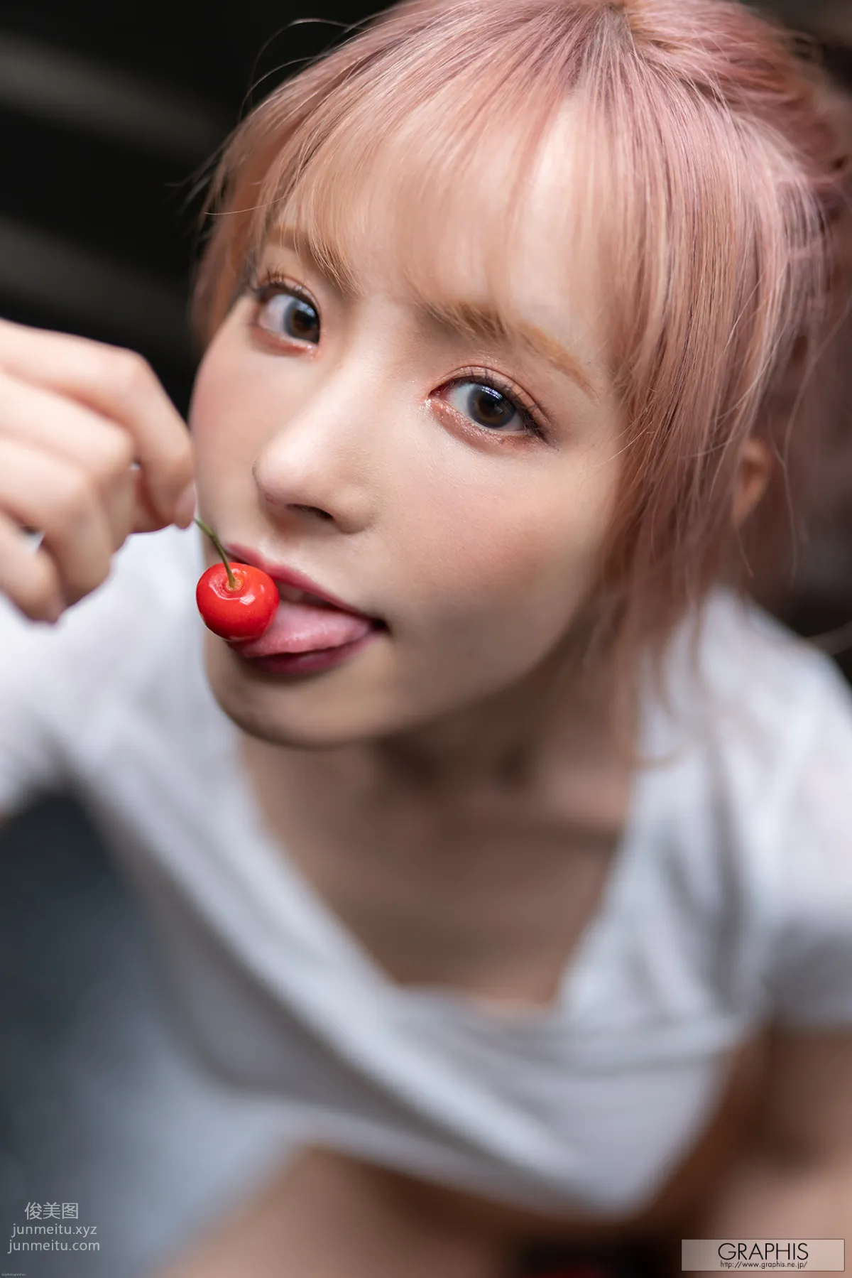 [Graphis] 2020-08-28 SUMMER SPECIAL 2020 - Kana Momonogi 桃乃木かな 『 Change! 』 page 45