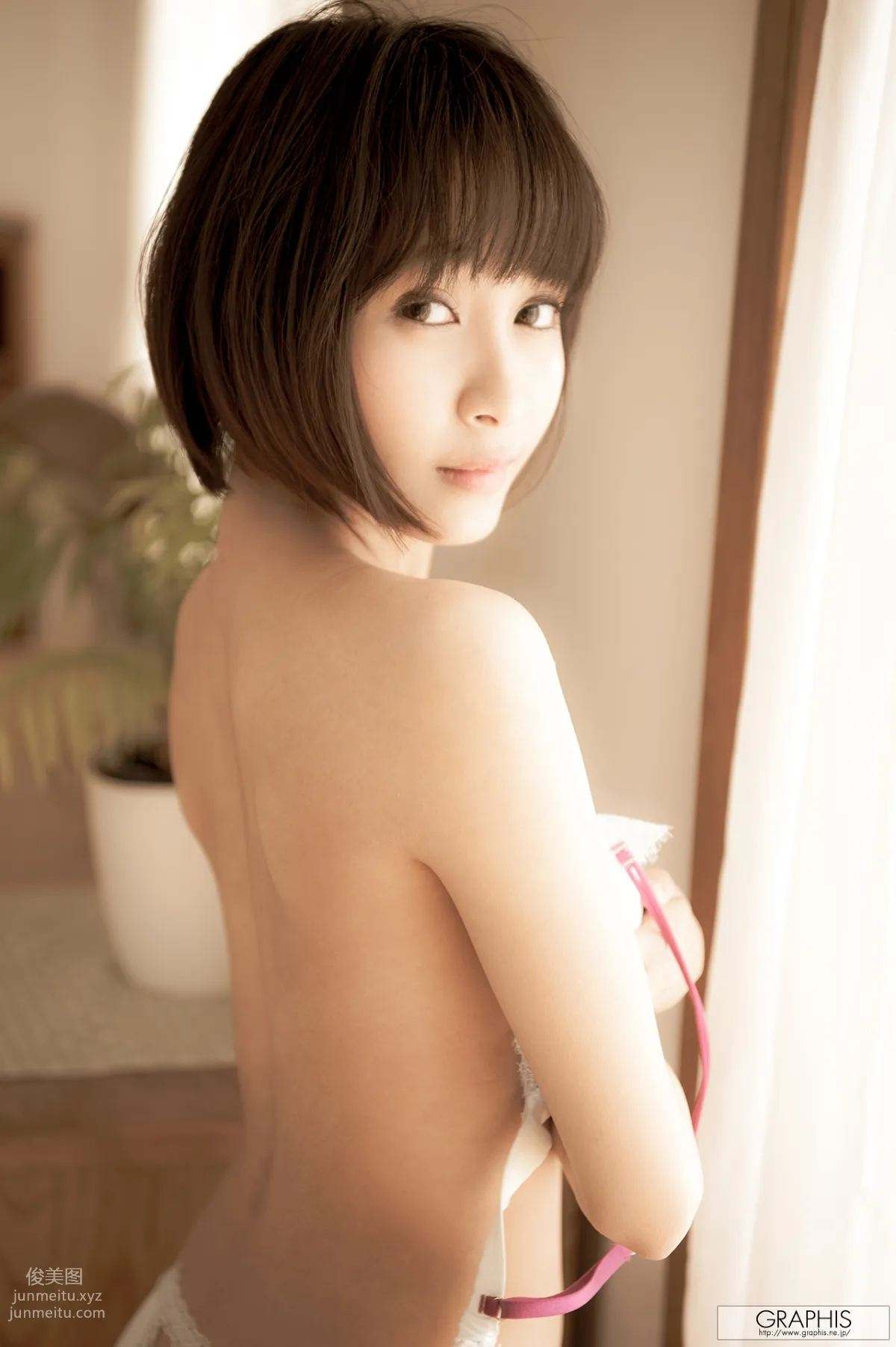[Graphis] 2020.04 每日一枚 Rika Aimi 逢見リカ page 12