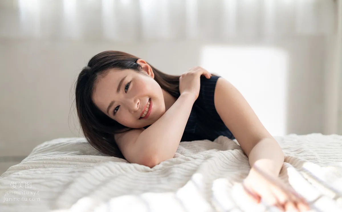 [Graphis] First Gravure - Ena Satsuki 沙月恵奈 page 10