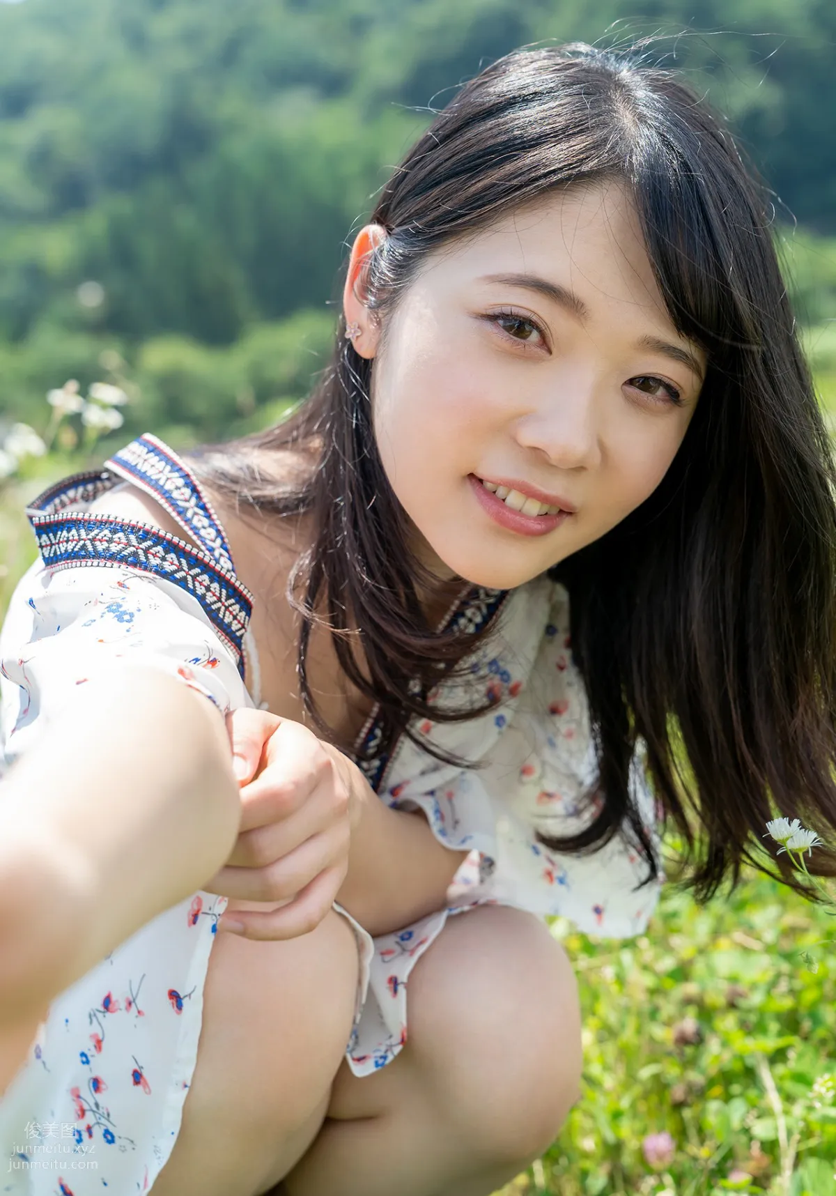 [Graphis] Gals - Ema Futaba 二葉エマ Be natural page 17