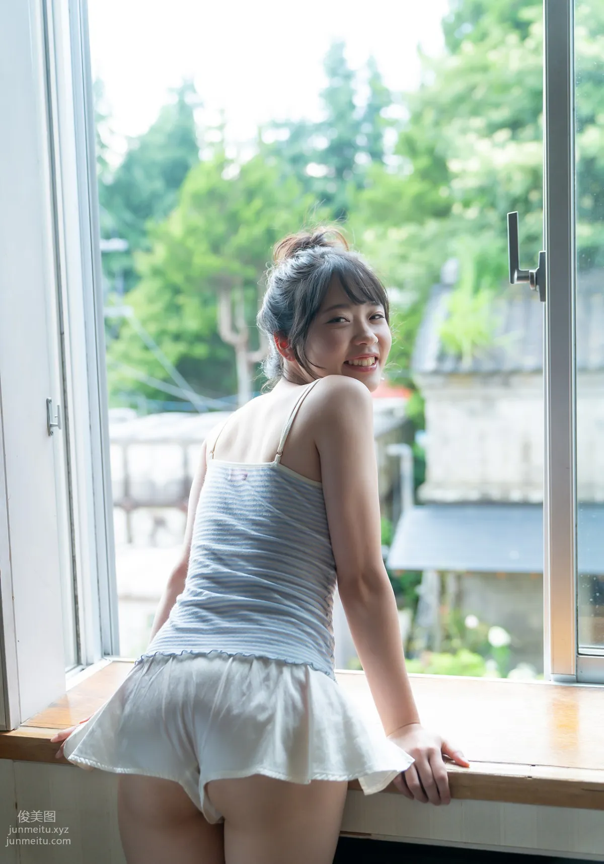 [Graphis] Gals - Ema Futaba 二葉エマ Be natural page 76