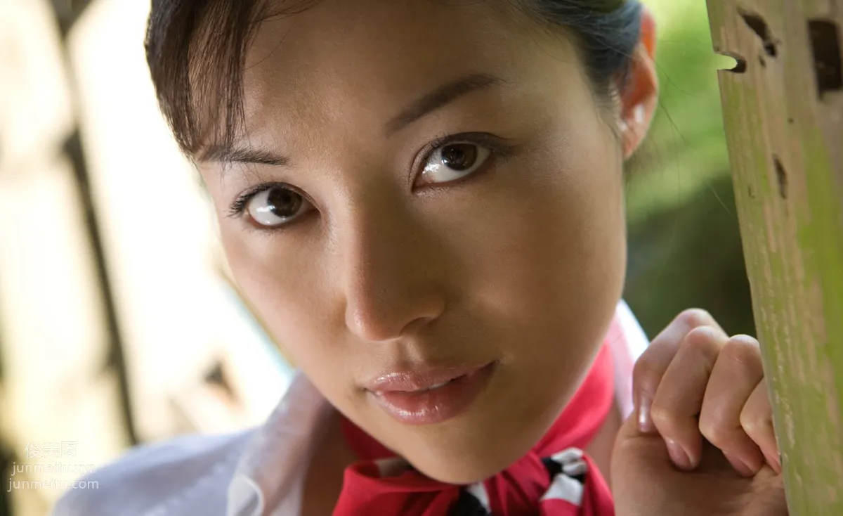 [Graphis] Gals No.153 Akane Nagase 長瀬茜 Glamorous Sky page 33