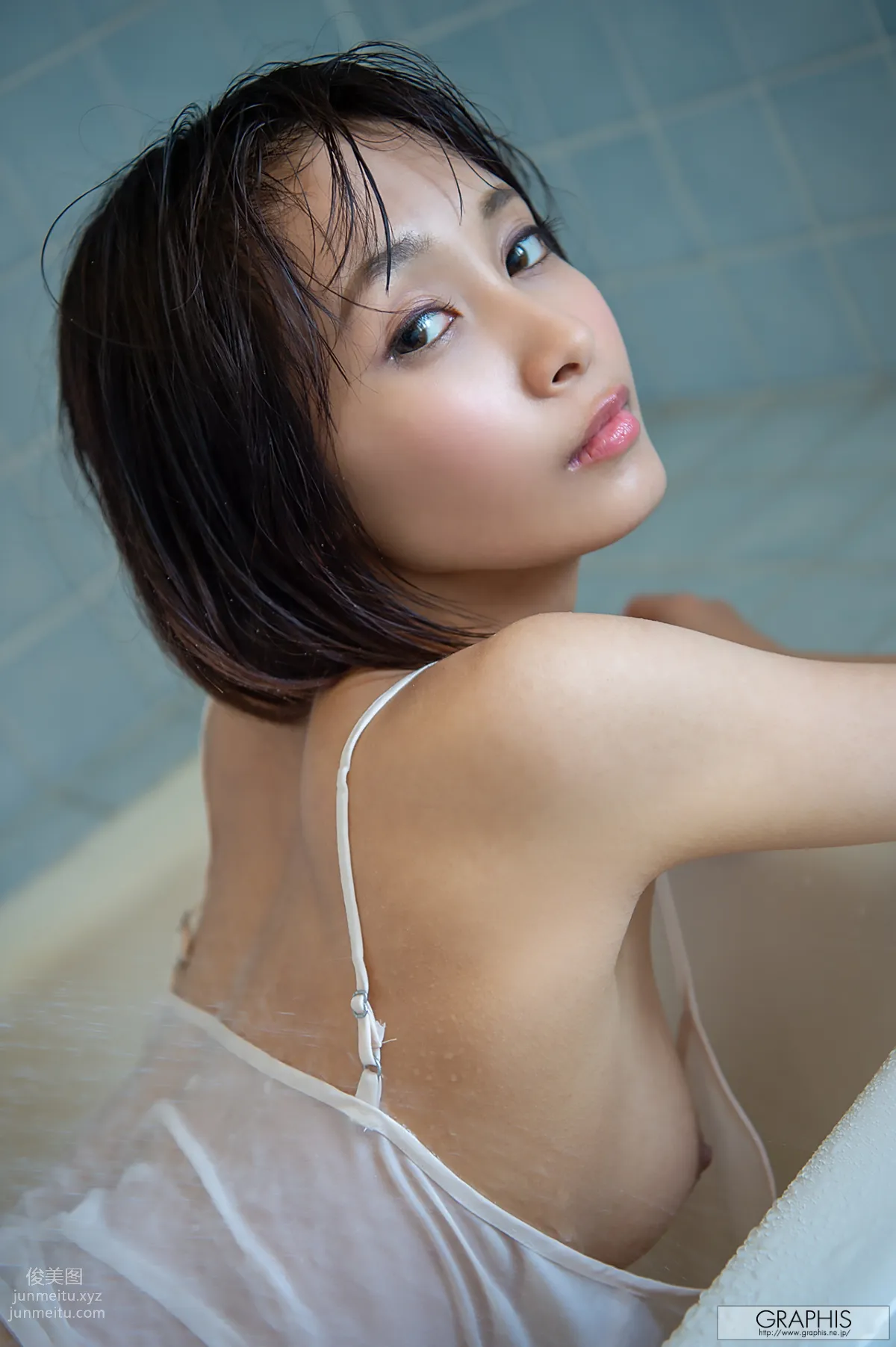 [Graphis]2019.04.19 初脱ぎ娘 No.164 Rika Aimi 逢見リカ page 134