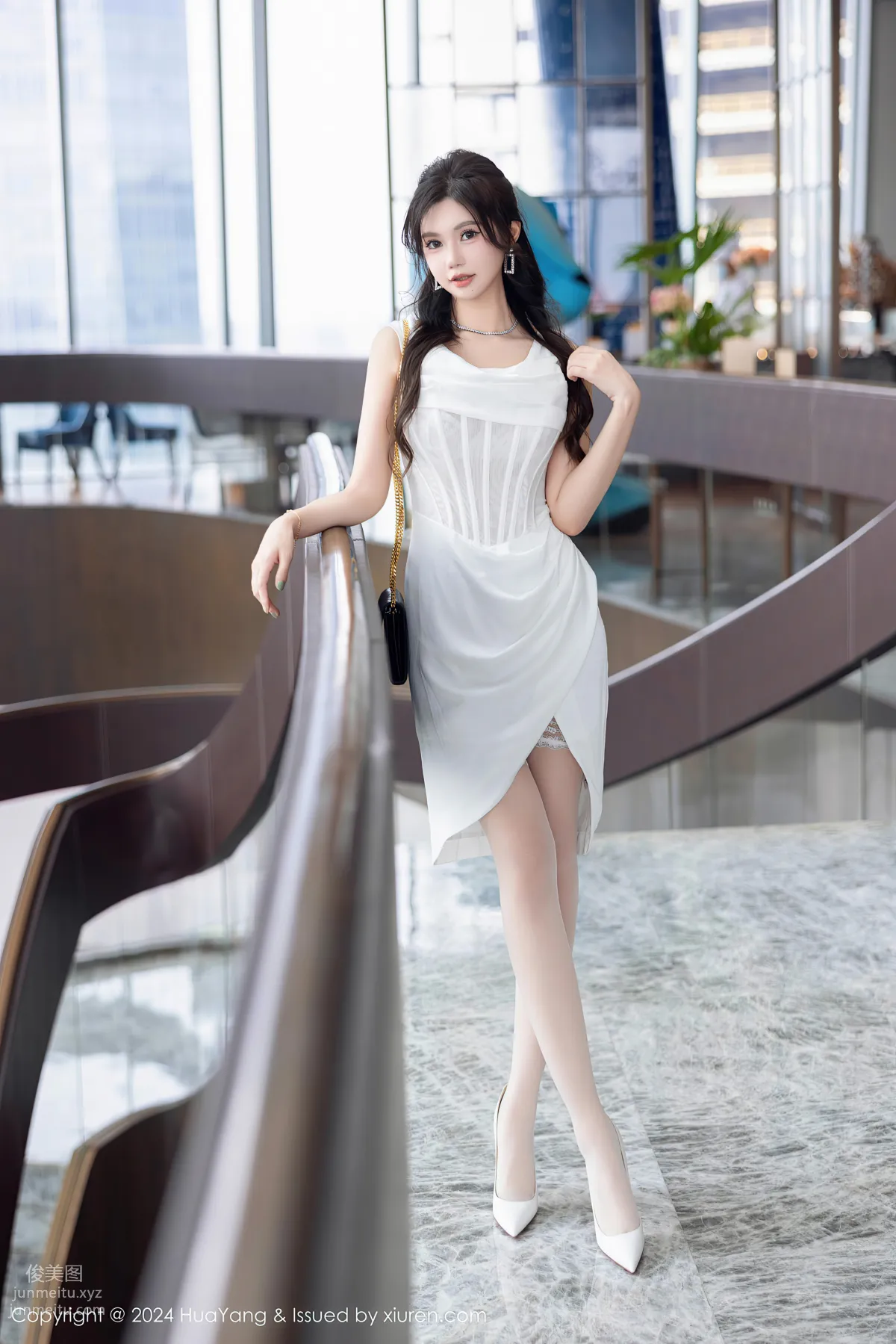 [HuaYang花漾show]2024.10.12 VOL.612 绮里嘉ula page 4