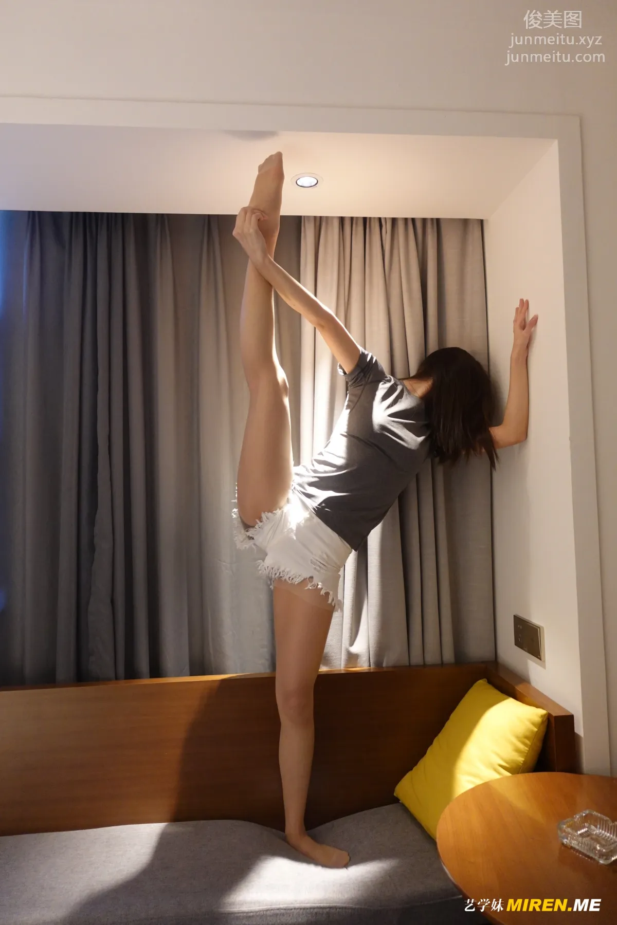 [ROSI写真] 艺学妹 2021.11.03 NO.244 page 48