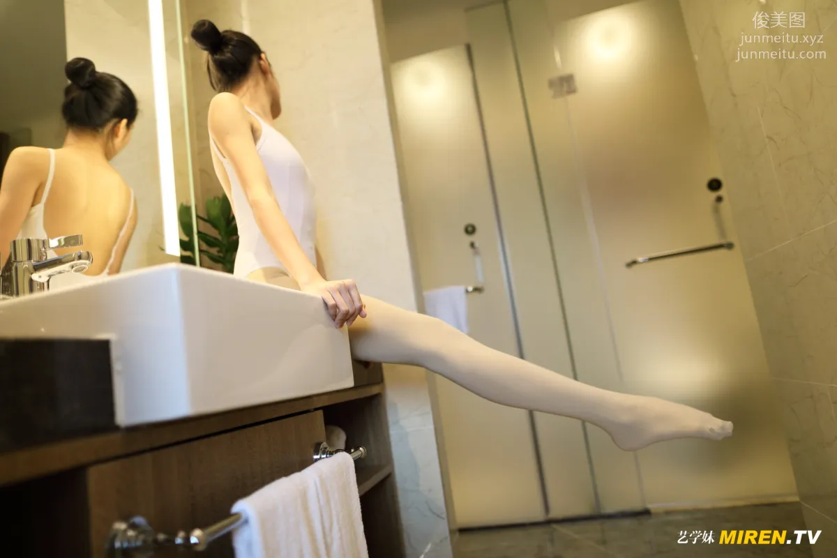 [ROSI写真] 艺学妹系列 2020.01.14 No.046 page 9