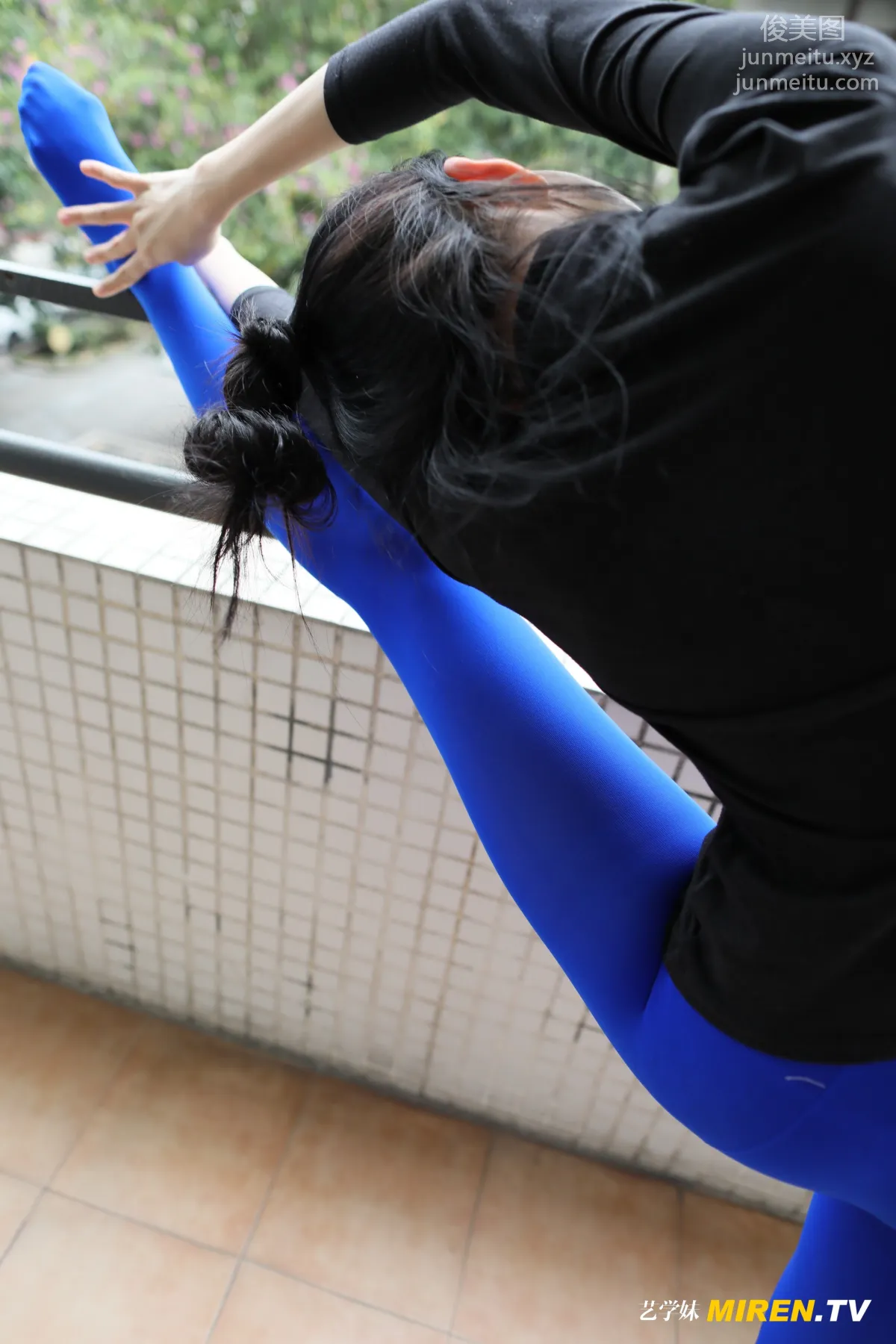 [ROSI艺学妹]2020.04.29 NO.122 page 19