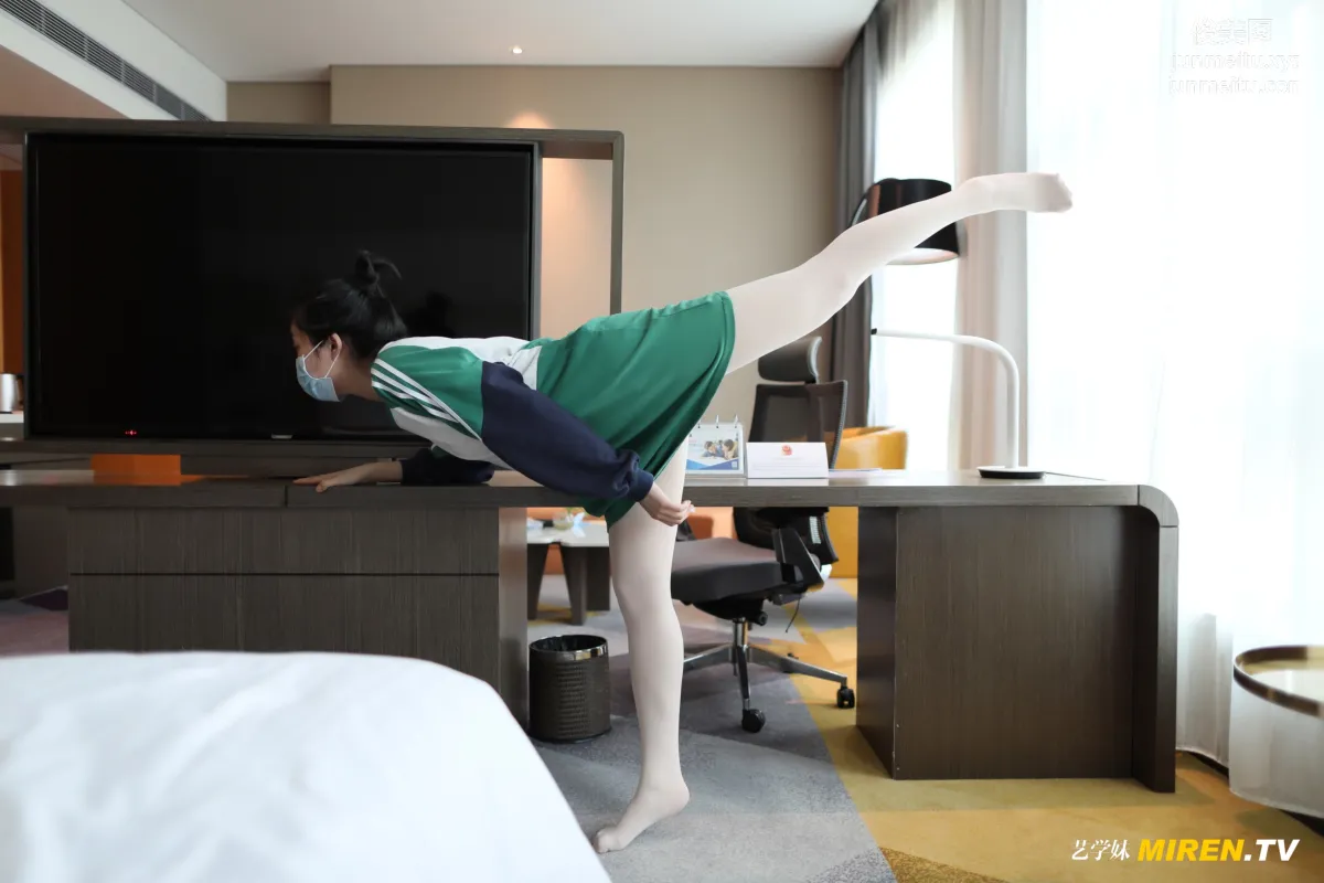 [ROSI艺学妹]2020.05.01 NO.123 page 11