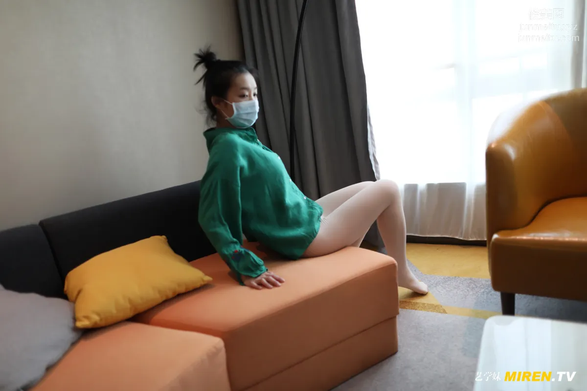 [ROSI艺学妹]2020.05.19 NO.130 page 3