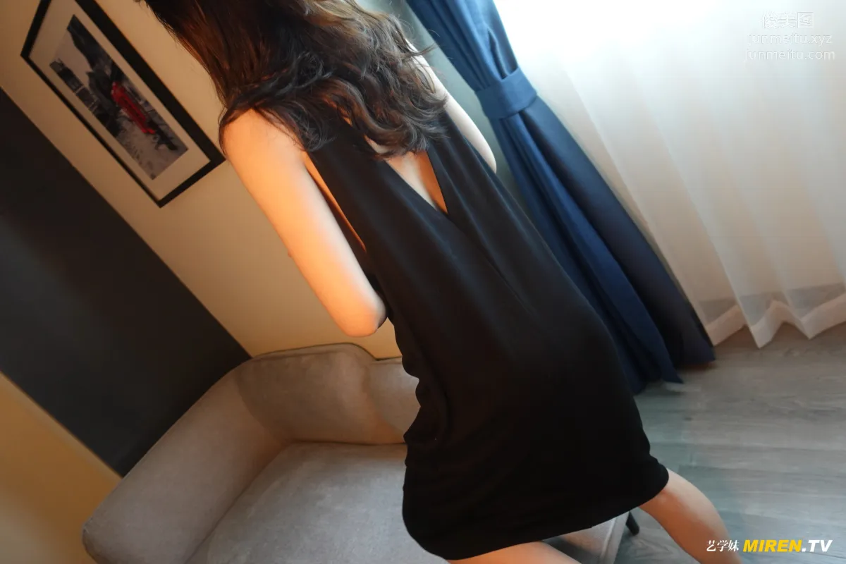 [ROSI艺学妹]2020.08.07 NO.166 page 11