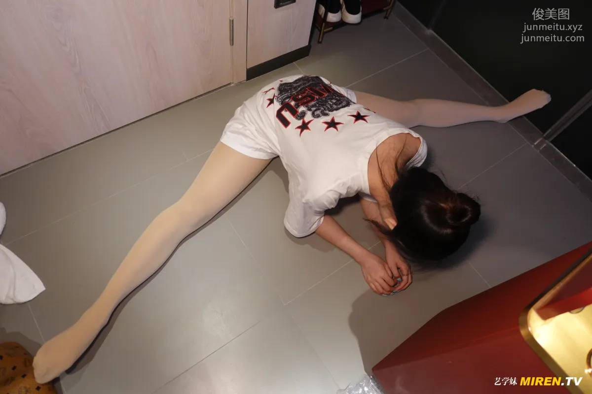 [ROSI艺学妹]2020.08.12 NO.169 page 32