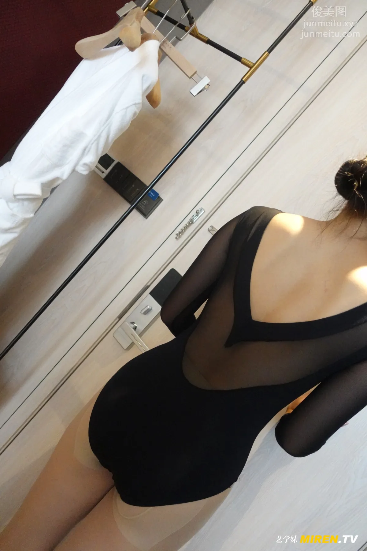 [ROSI艺学妹]2020.08.27 NO.179 page 10