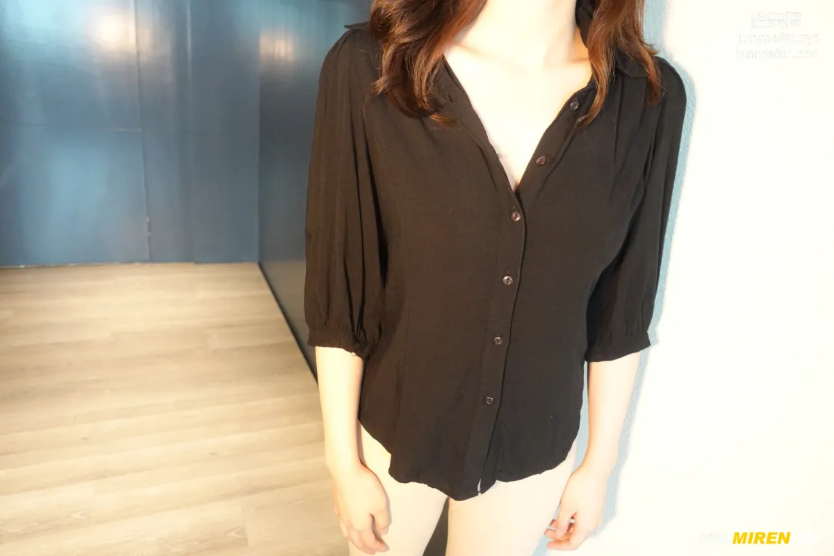 [ROSI艺学妹]2020.08.29 NO.180 page 4