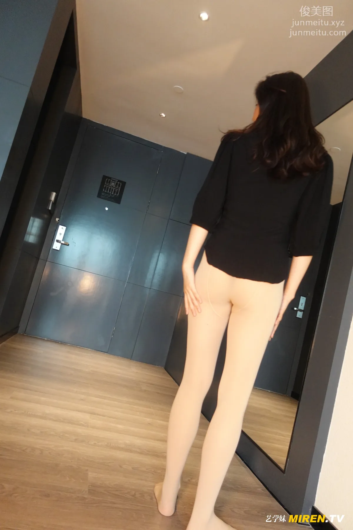 [ROSI艺学妹]2020.08.29 NO.180 page 24