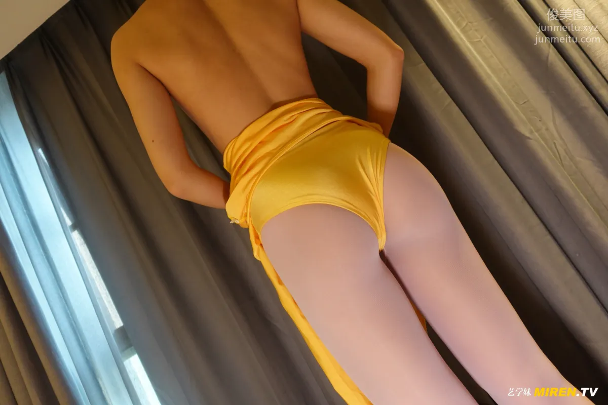 [ROSI艺学妹]2020.12.10 NO.200 page 32