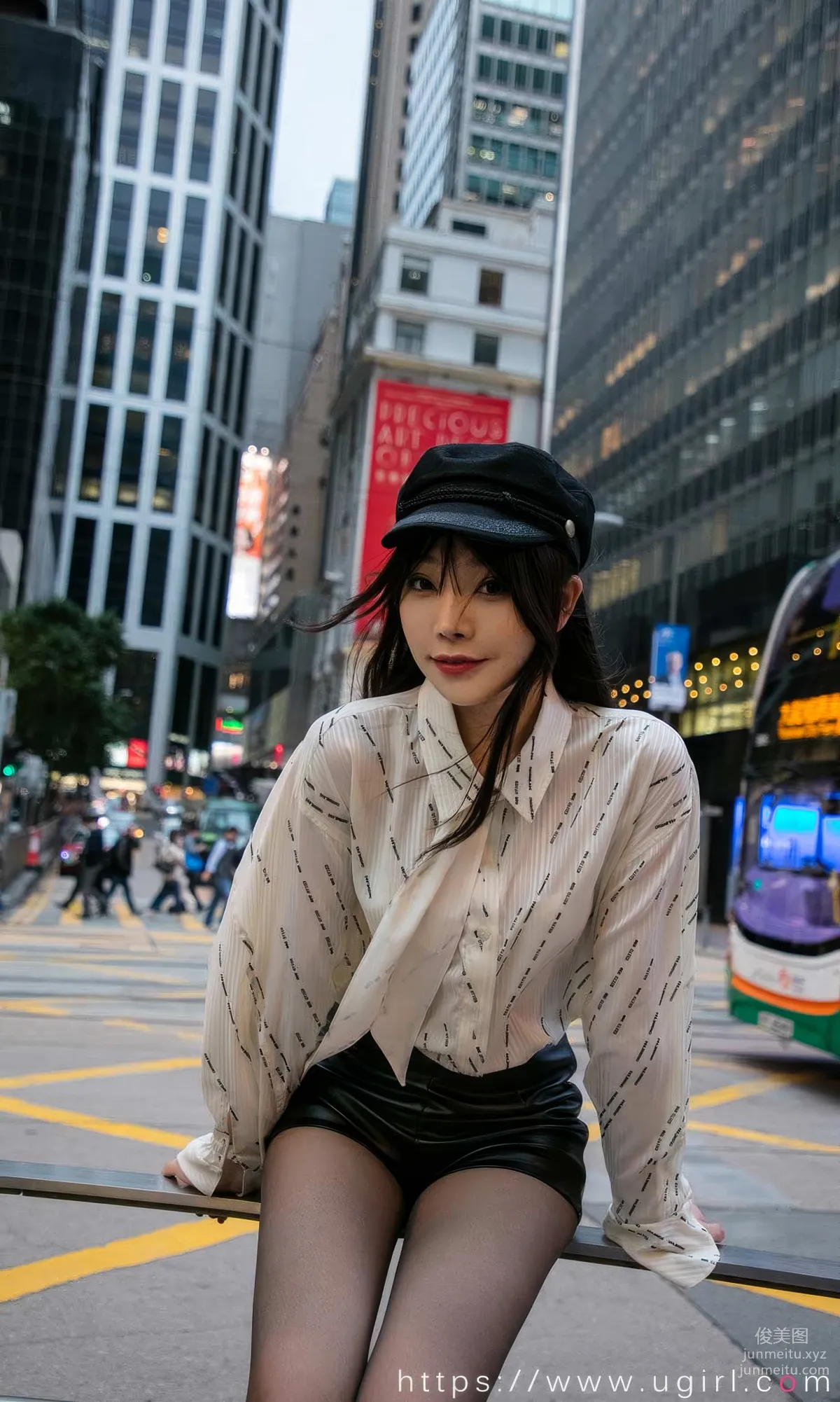 UGirls 爱尤物 No.2867 你出现的街角 芝芝booty [35P] page 12