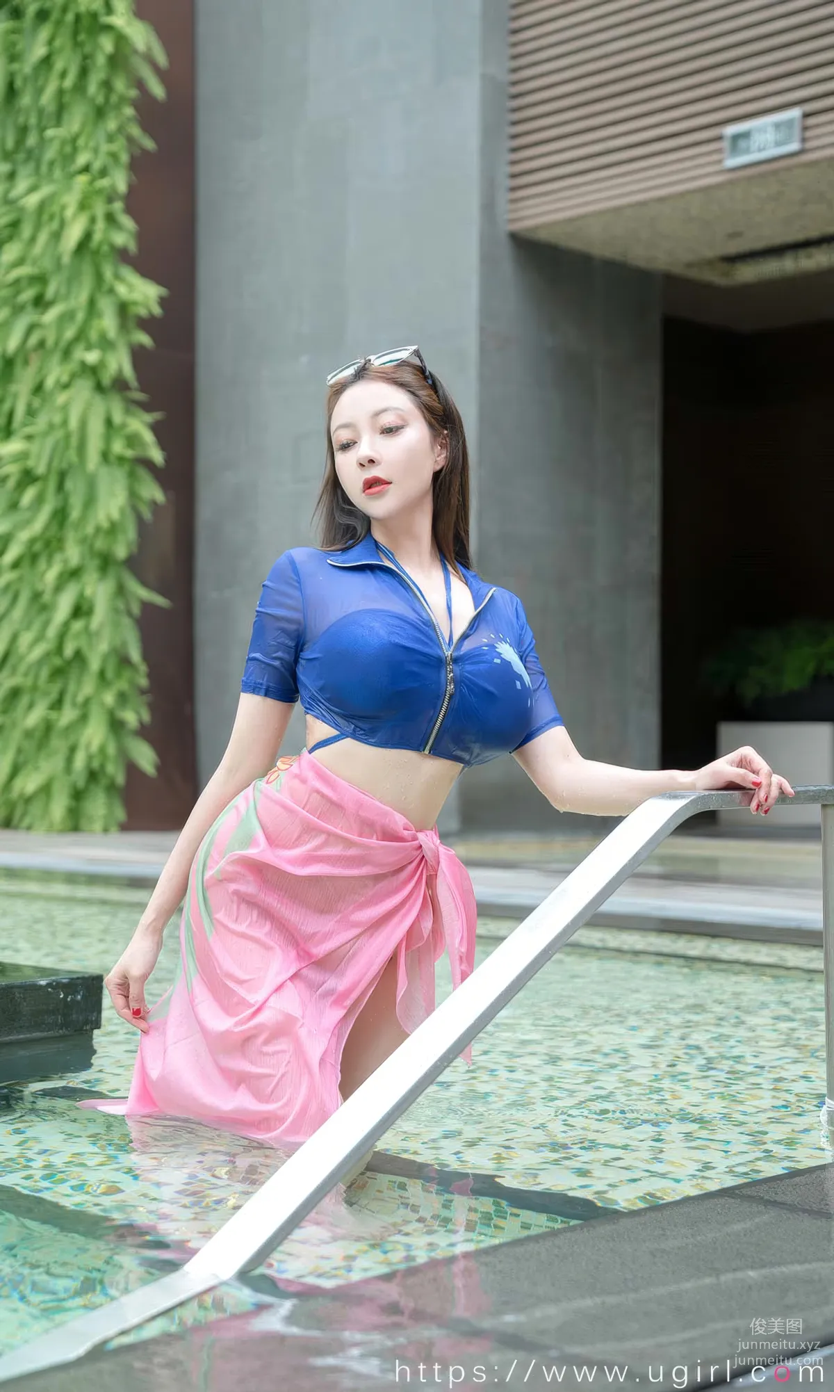 [Ugirls]爱尤物 No.2909 克莱因蓝 果儿 [35P] page 6