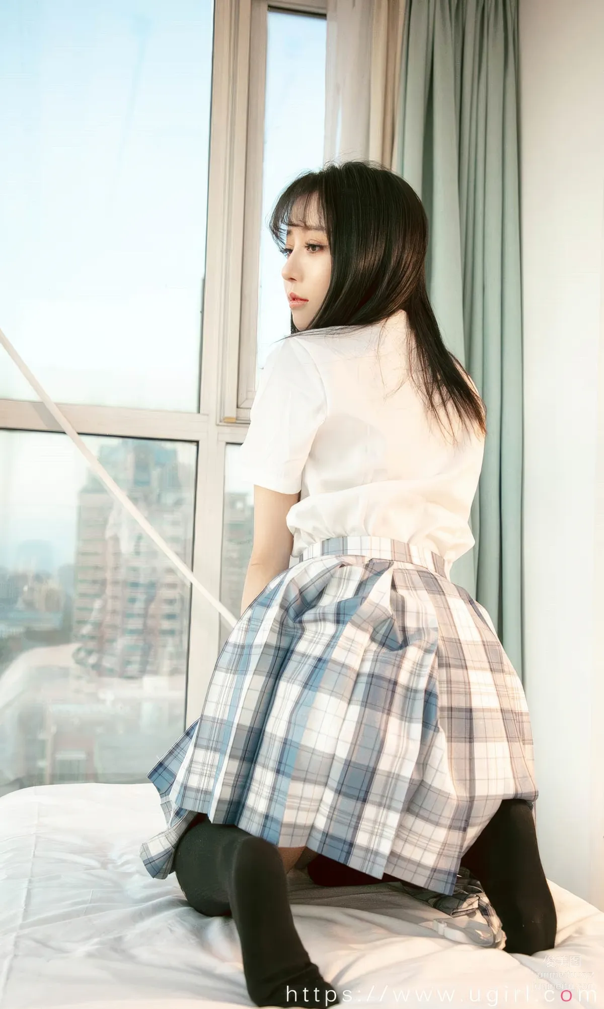 [Ugirls]爱尤物 No.2929 白亦ada 香色格子裙 [35P] page 9