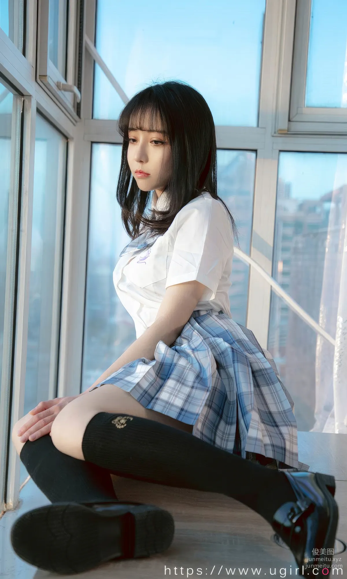 [Ugirls]爱尤物 No.2929 白亦ada 香色格子裙 [35P] page 10