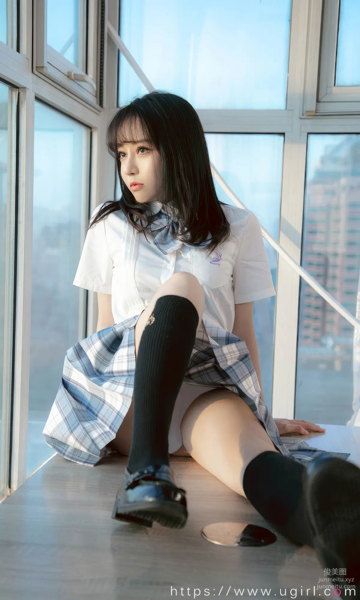 [Ugirls]爱尤物 No.2929 白亦ada 香色格子裙 [35P] page 20