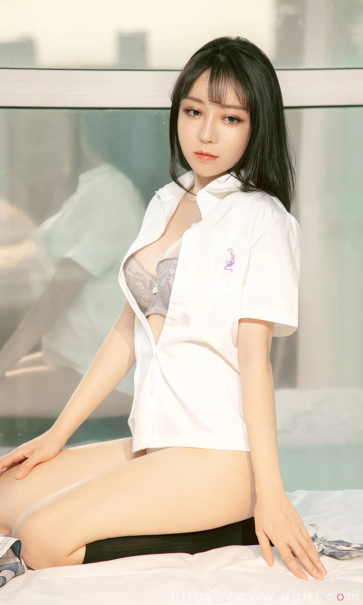 [Ugirls]爱尤物 No.2929 白亦ada 香色格子裙 [35P] page 22