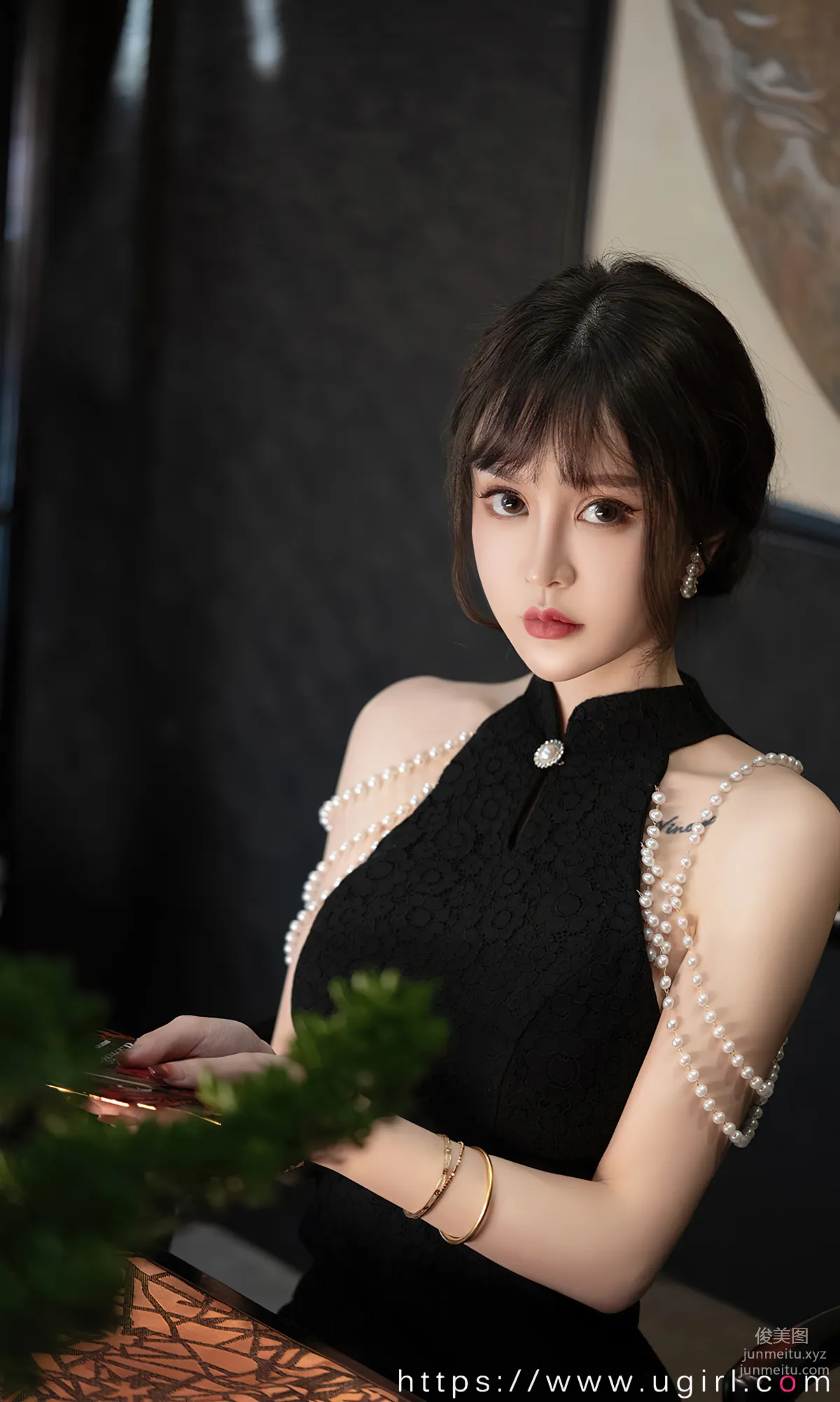 [爱尤物]2023 NO.2722 花遇和风 青树[35P] page 15