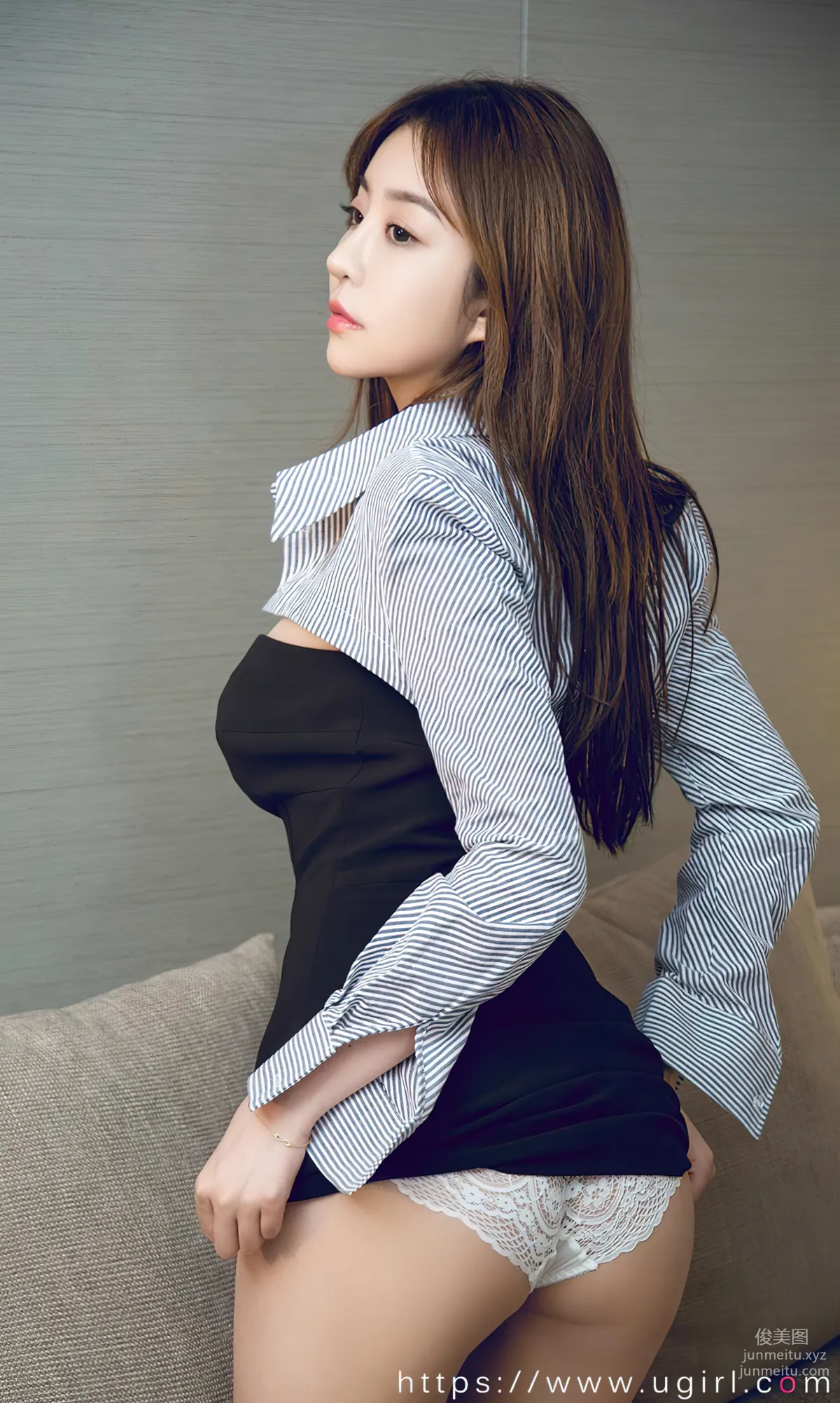 [爱尤物]2023 NO.2723 致命的你 yunie[35P] page 17