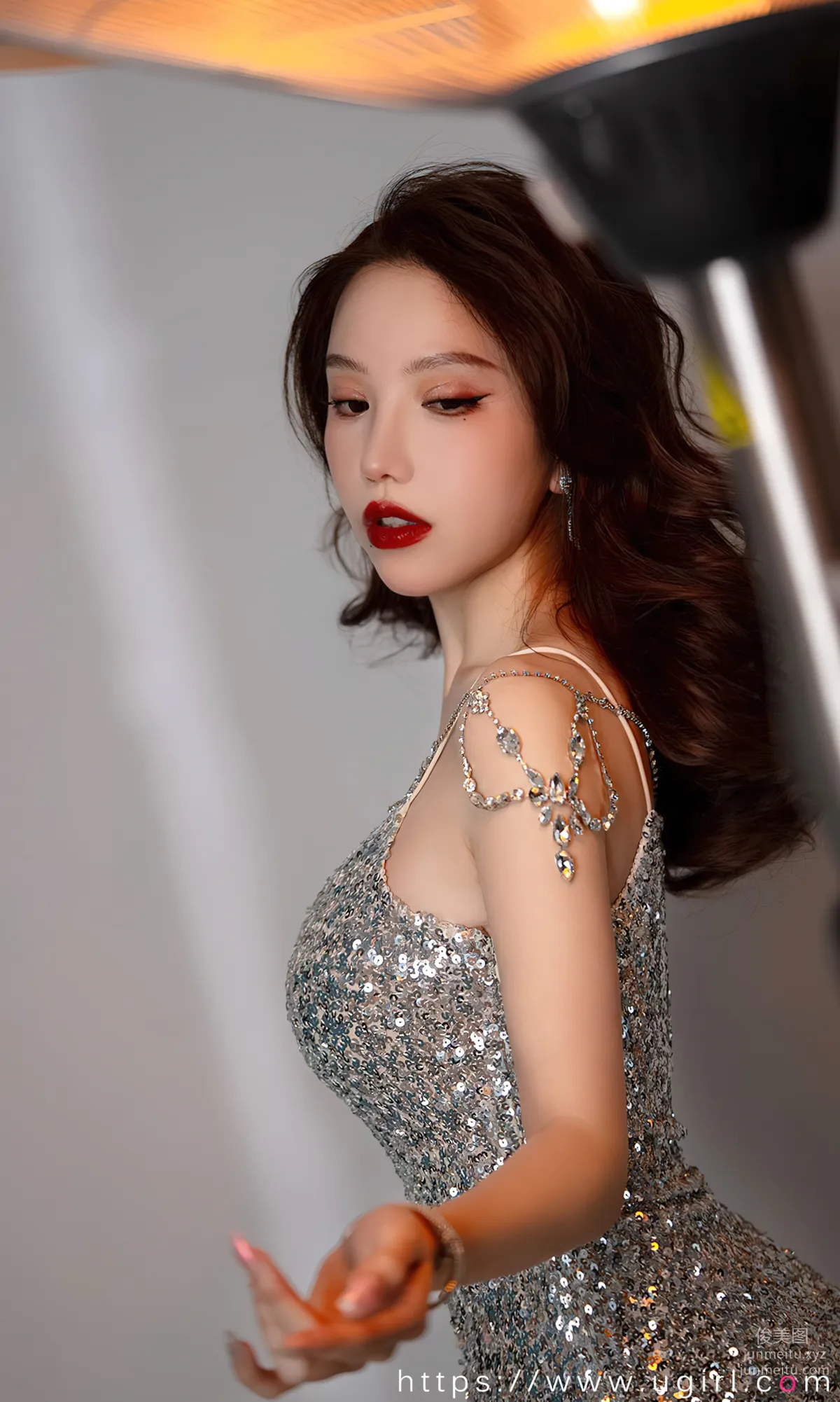 [爱尤物]2023 NO.2765 孤独欢喜 妮小妖[35P] page 23