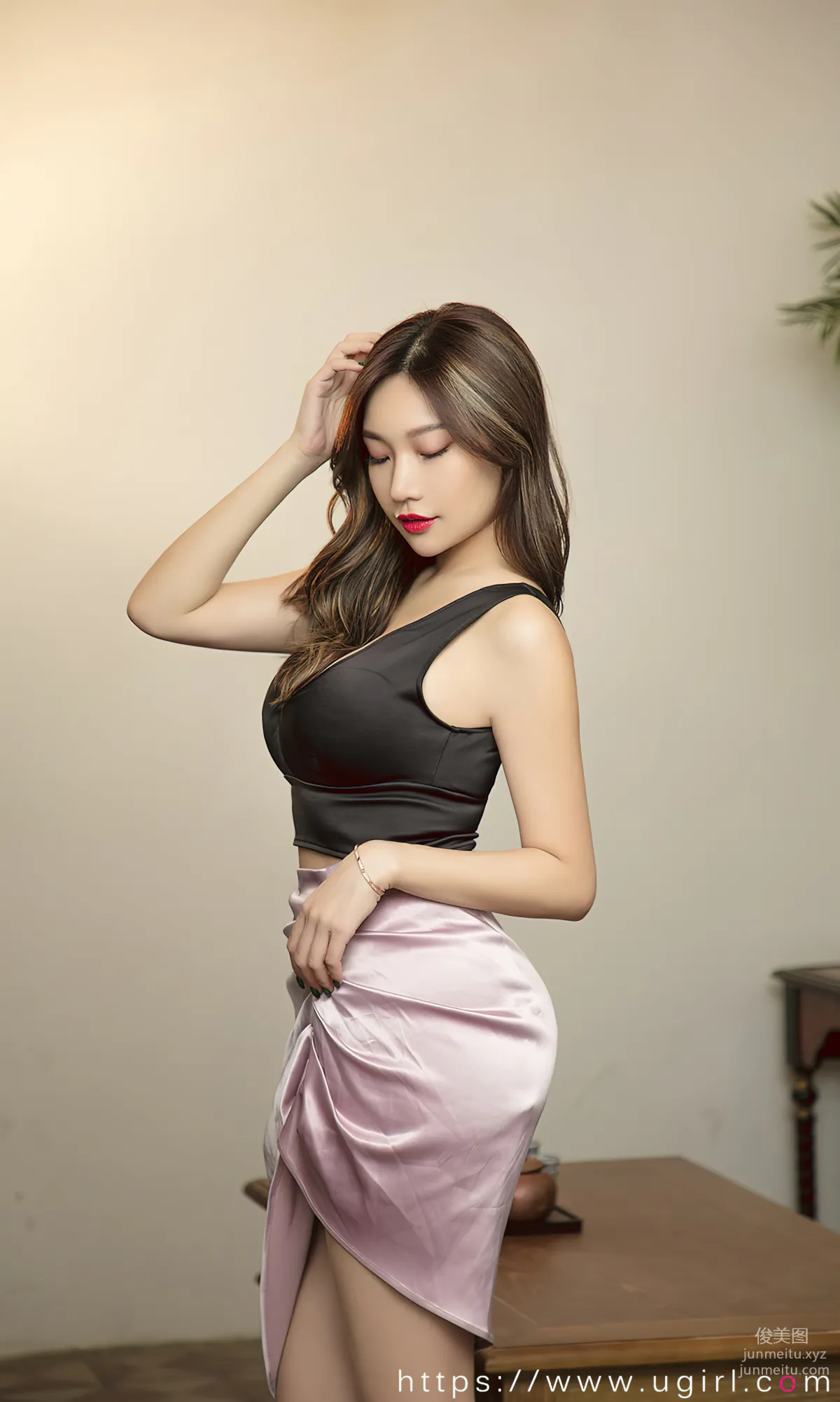 [爱尤物]2024 NO.2792 春和明朗 微胖的小狐狸[35P] page 35