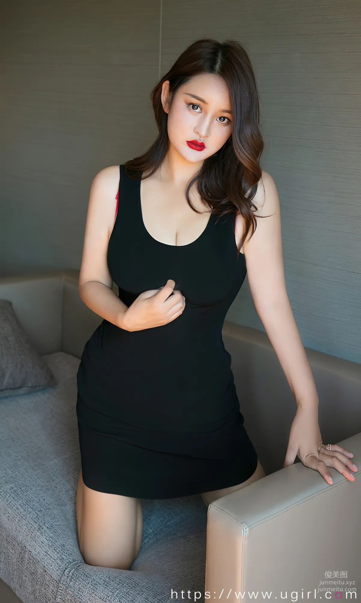 [爱尤物]2024 NO.2813 夏日流火 jona[35P] page 17