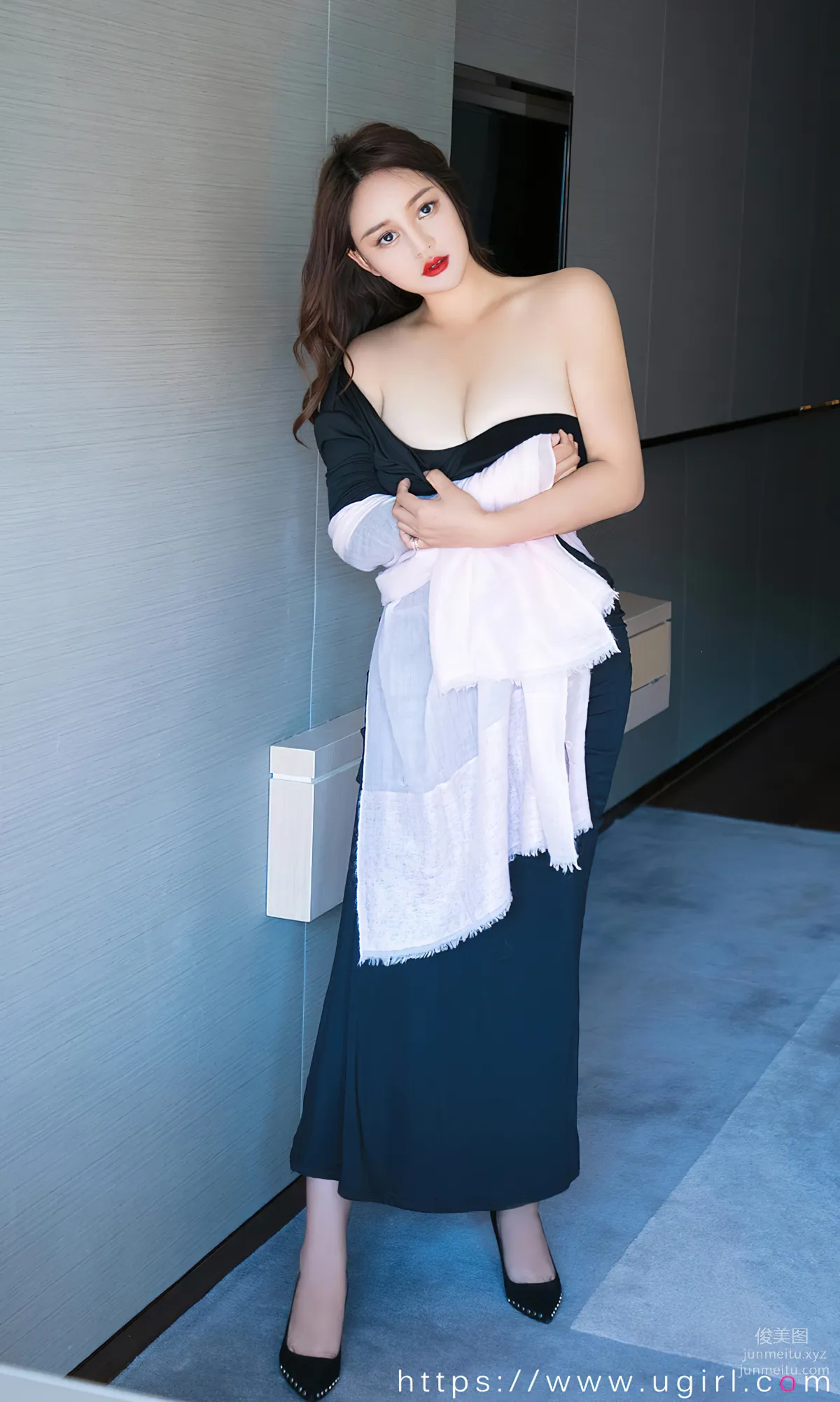 [爱尤物]2024 NO.2813 夏日流火 jona[35P] page 19