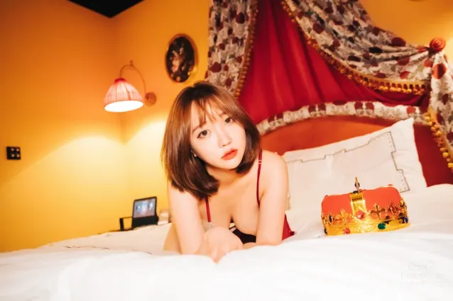 070.[Loozy] Ye Eun (손예은) – Halloqueen + S.Ver [96P]