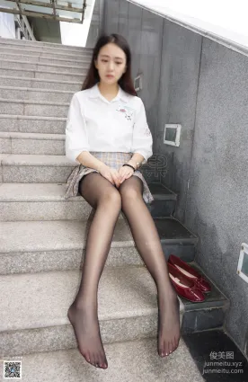 妖精视觉 NO.170 苏苏 _ 学生丝袜的时光 [43P]