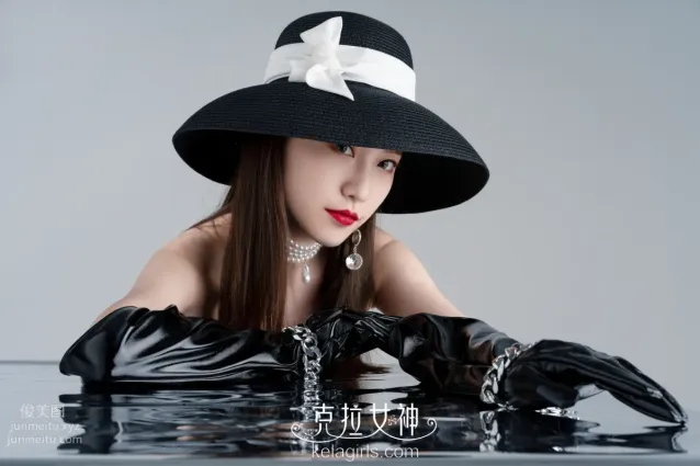 [KelaGirls克拉女神] 2020.08.14《纯欲の臀》芊芊