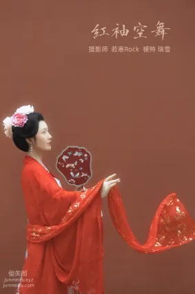 [YITUYU艺图语]2021.10.27 红袖空舞 瑞雪