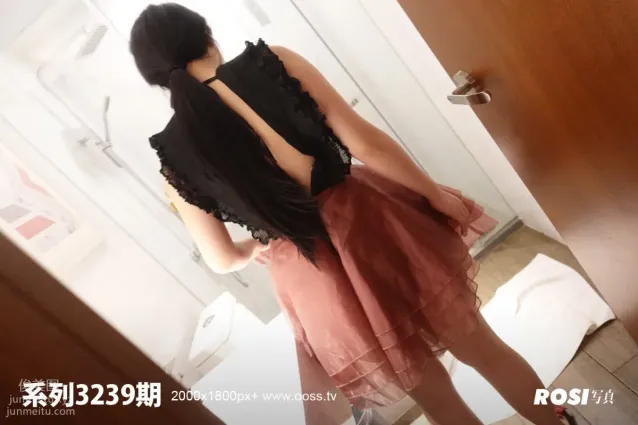 [ROSI写真]2020.10.17 NO.3239