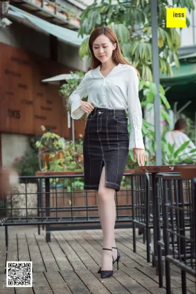 [IESS异思趣向] 2018.12.17 丝享家382：《紫紫知性灰丝》紫紫 [90P]