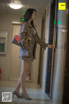 [IESS异思趣向] 2019.01.08 丝享家397：《小区楼下偶遇云芝》云芝 [90P]