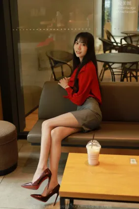 [IESS异思趣向] 2022.06.02 丝享家 1105：团团《对面的美女同事》[86P]