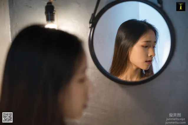[IESS异思趣向] 2019.11.05 丝享家602：美子《收拾袜子的美子》[93P]