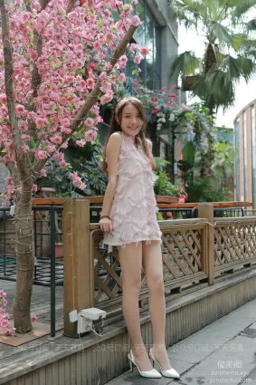 [IESS异思趣向] 2021.06.26 丝享家844：婉苹《粉色短裙》[87P]