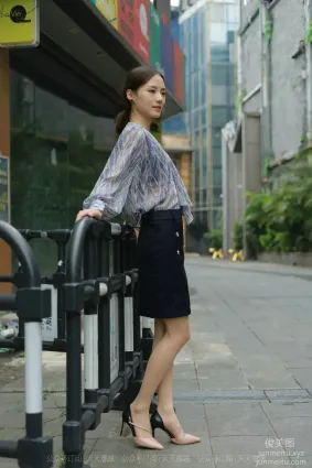 [IESS异思趣向] 2021.10.23 丝享家955：小六《带你去散步》[91P]