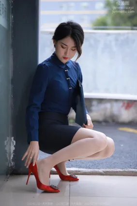 [IESS异思趣向] 2022.11.24 丝享家 1278 小宝《都市女白领》[87P]
