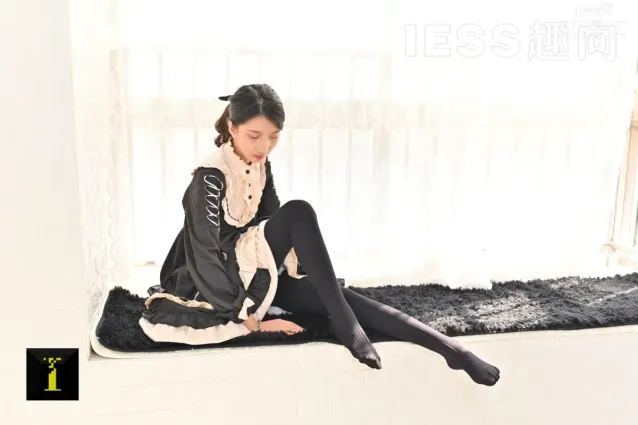 [IESS异思趣向] 普惠集 140-厚袜子 [85P]