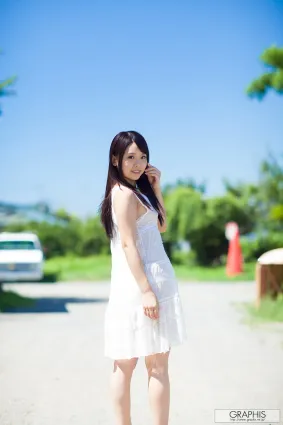 [Graphis] 2014.10 08 初脱ぎ娘！桥本麻耶