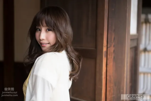 [Graphis] 2017.10 每日一枚 Syunka Ayami あやみ旬果