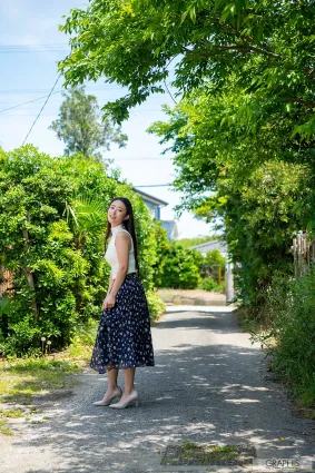 [Graphis] 2020-07-03 Gals - Suzu Matsuoka 松岡すず 『 Raw Expression 』