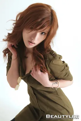 [BEAUTYLEG美腿寫真] 2006.01.28 No.056 LuLu 第二期 [112P]