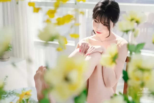 019.[Patreon] Yuna (유나) - 2022_03 Flowers [26P]